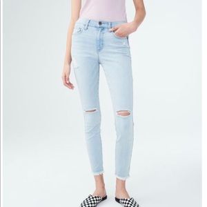 Aeropostale brandnew highwaist distress jeans sz 6